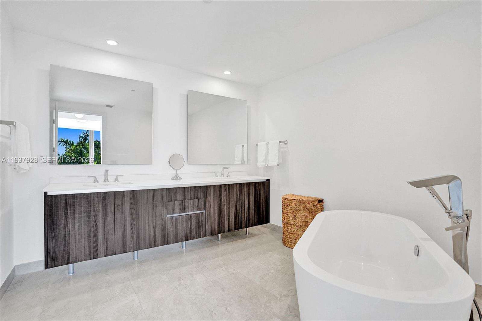 Aria On The Bay at Miami, FL 33132 - For Rent photo 26