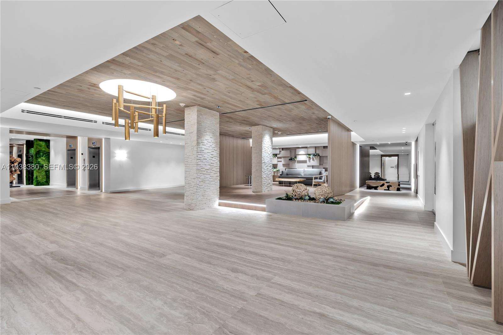 Roney Palace at 2301 Collins Ave, Miami Beach, FL 33139 - For Rent photo 6