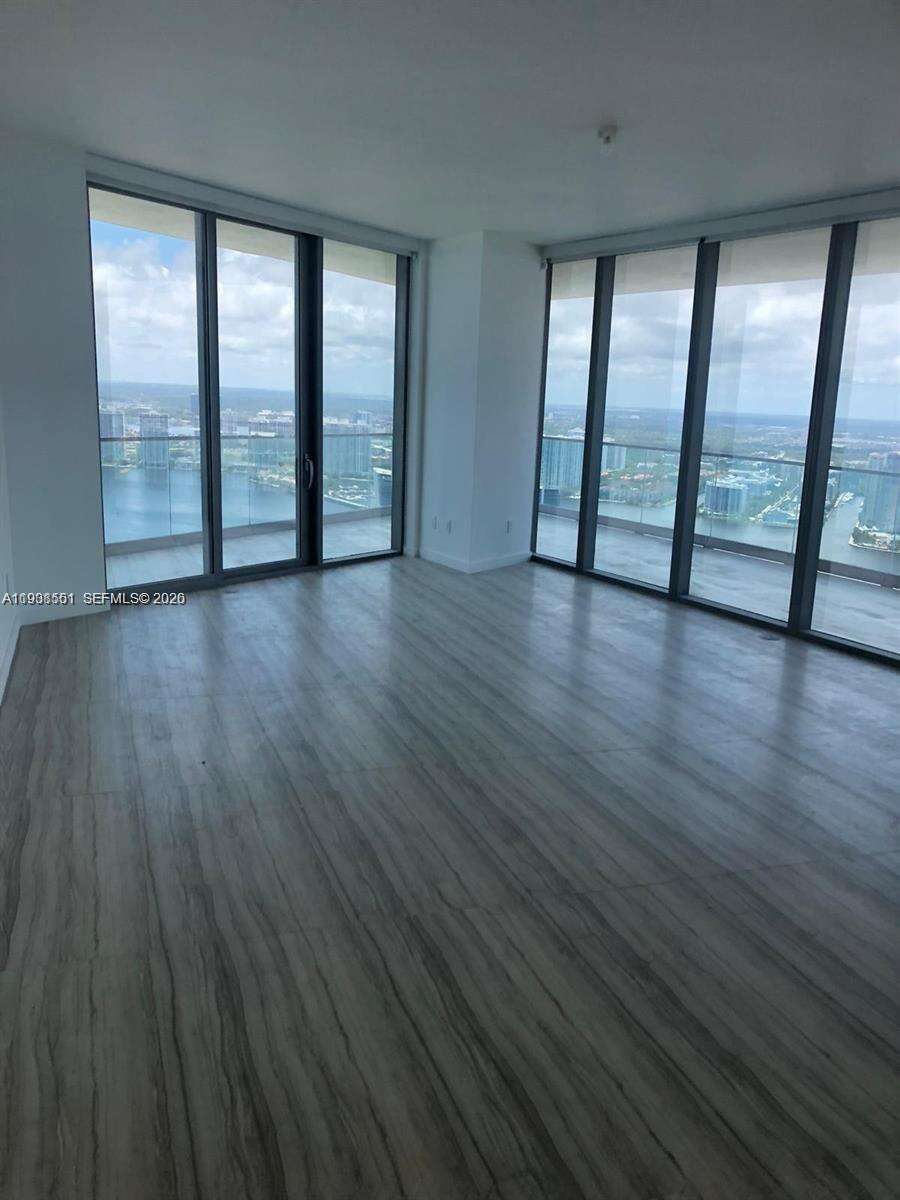 Armani Casa at 18975 Collins Ave, Sunny Isles Beach, FL 33160 - For Rent photo 11