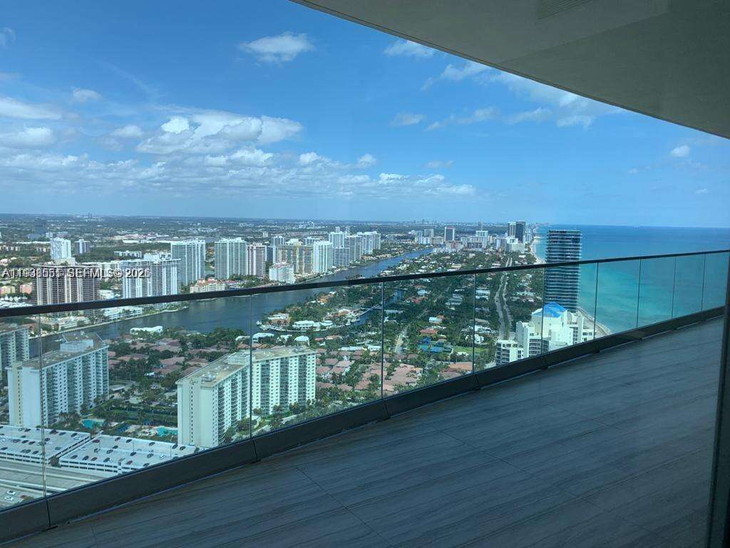 Armani Casa at 18975 Collins Ave, Sunny Isles Beach, FL 33160 - For Rent photo 12