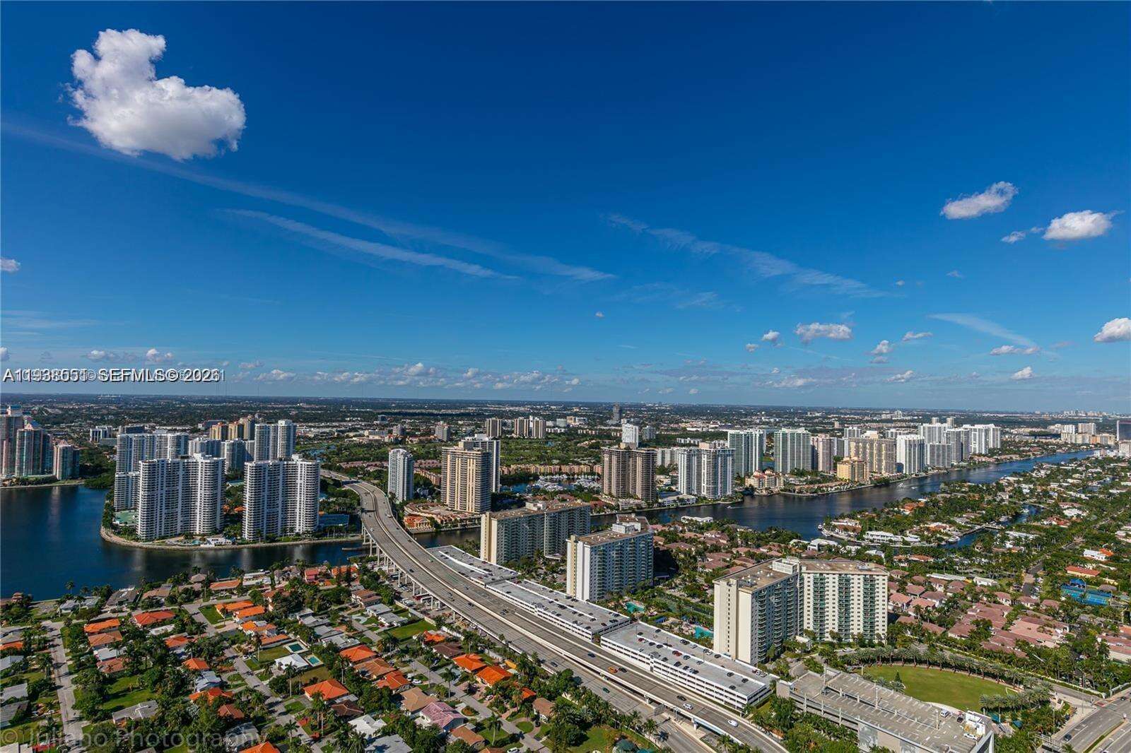 Armani Casa at 18975 Collins Ave, Sunny Isles Beach, FL 33160 - For Rent photo 18