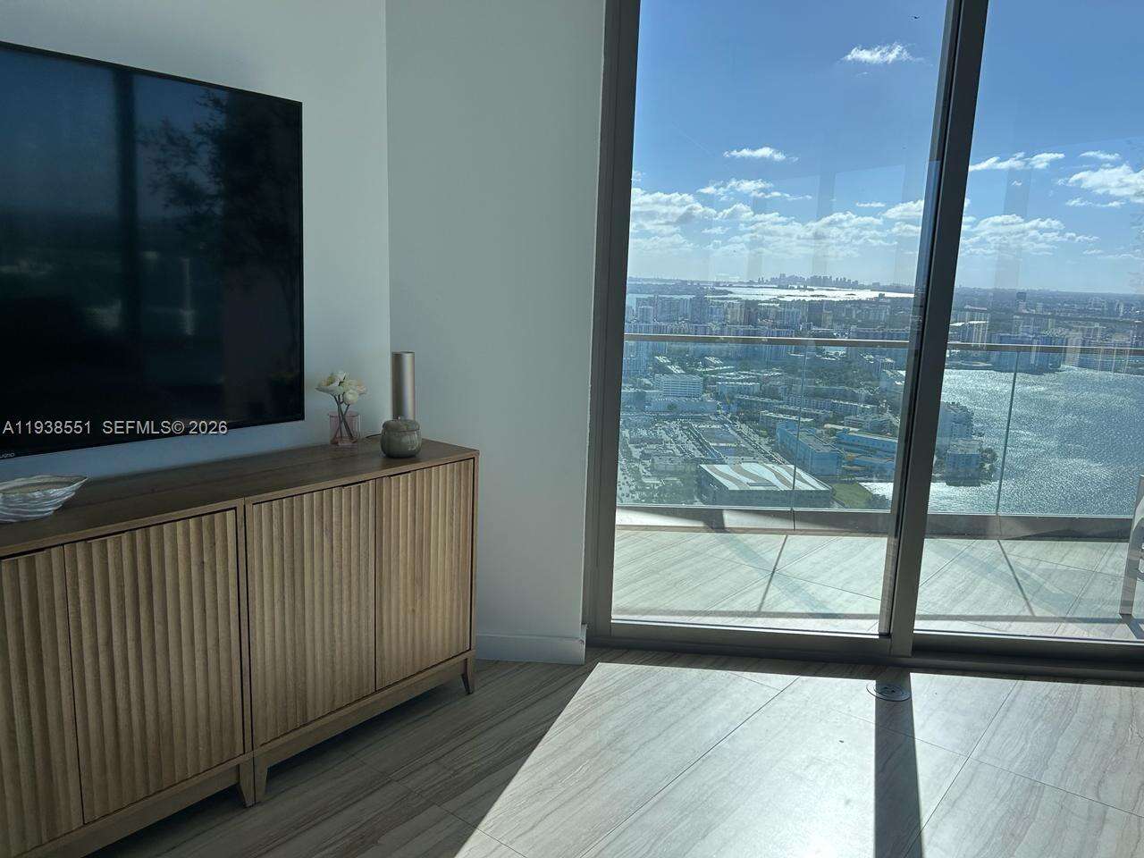 Armani Casa at 18975 Collins Ave, Sunny Isles Beach, FL 33160 - For Rent photo 26