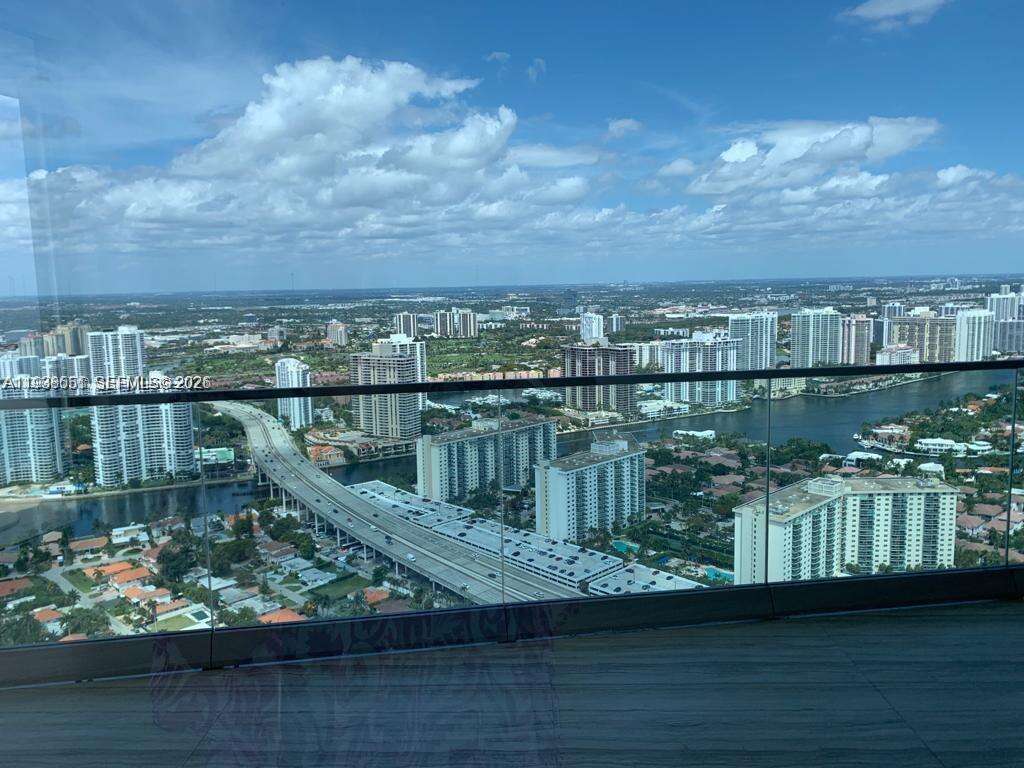 Armani Casa at 18975 Collins Ave, Sunny Isles Beach, FL 33160 - For Rent photo 5