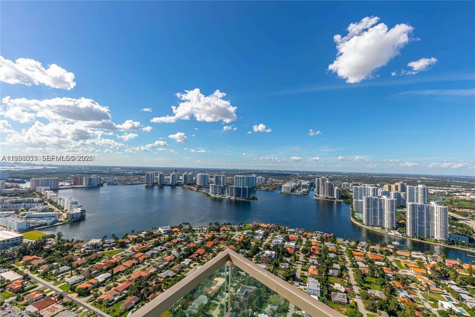 Armani Casa at 18975 Collins Ave, Sunny Isles Beach, FL 33160 - For Rent photo 7