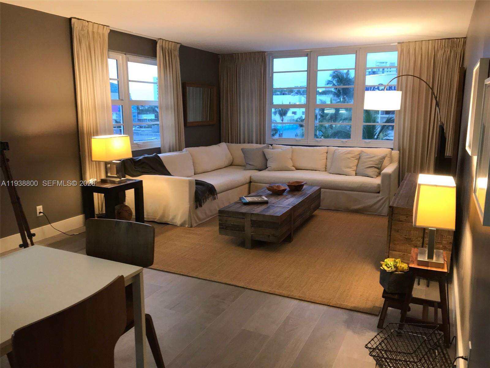 Decoplage at 100 Lincoln Rd, Miami Beach, FL 33139 - For Rent photo 4