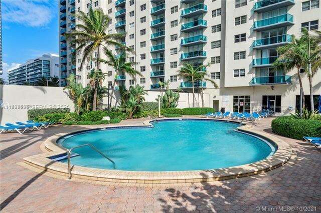 Sian Ocean Residences at 4001 Ocean Dr, Hollywood, FL 33019 - For Rent photo 17