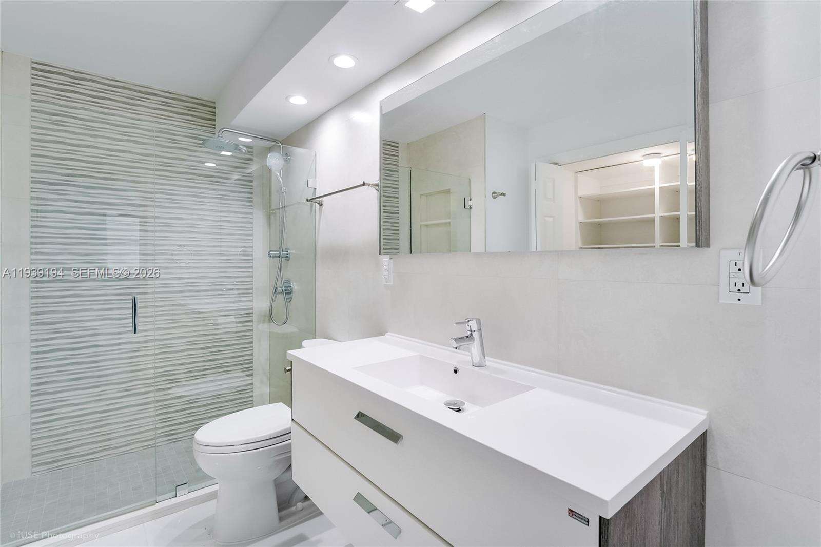 Maison Grande at 6039 Collins Ave, Miami Beach, FL 33140 - For Rent photo 11
