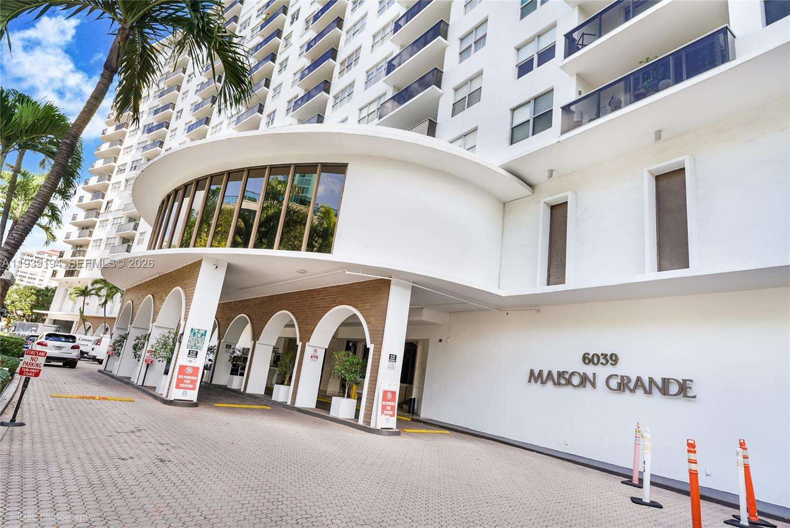 Maison Grande at 6039 Collins Ave, Miami Beach, FL 33140 - For Rent photo 15