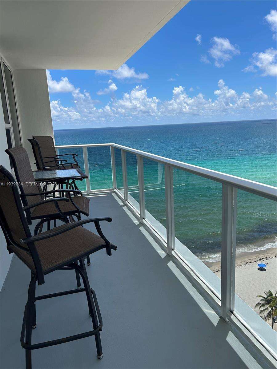 Alexander Towers at 3505 Ocean Dr, Hollywood, FL 33019 - For Rent photo 12