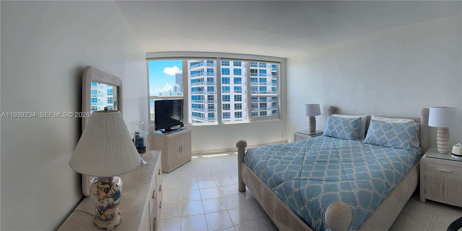 Alexander Towers at 3505 Ocean Dr, Hollywood, FL 33019 - For Rent photo 18