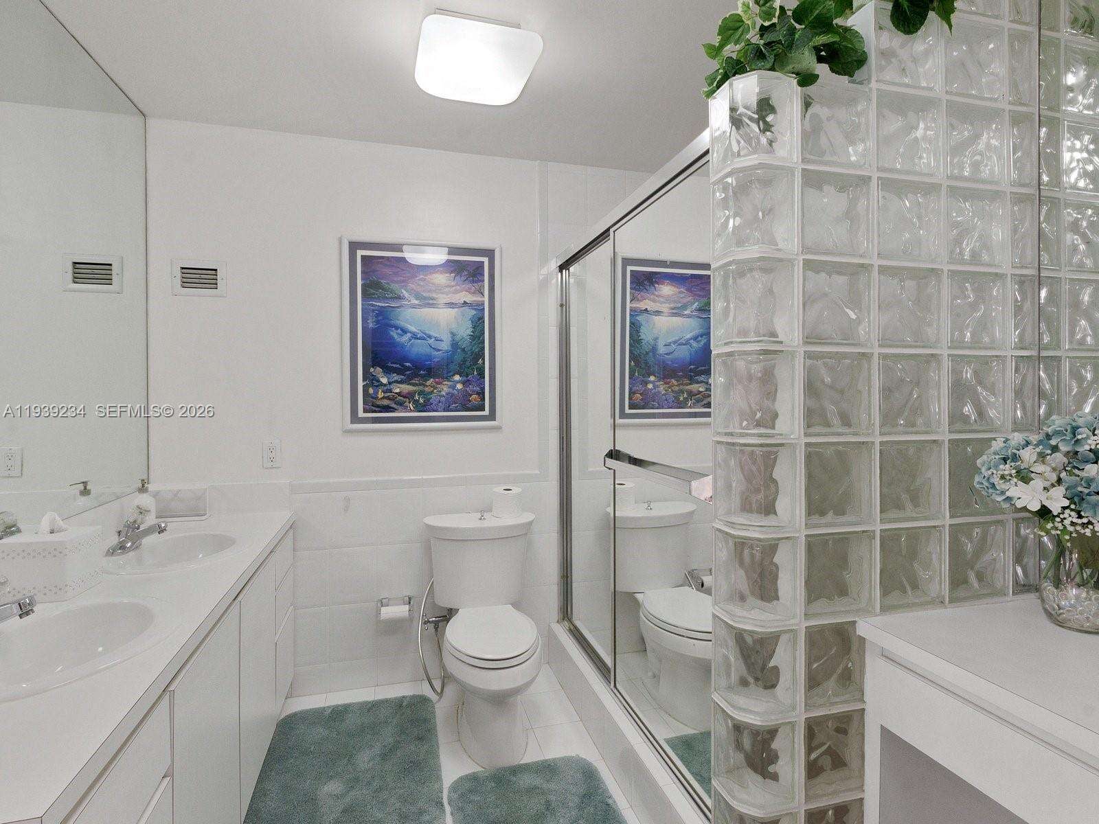 Alexander Towers at 3505 Ocean Dr, Hollywood, FL 33019 - For Rent photo 22