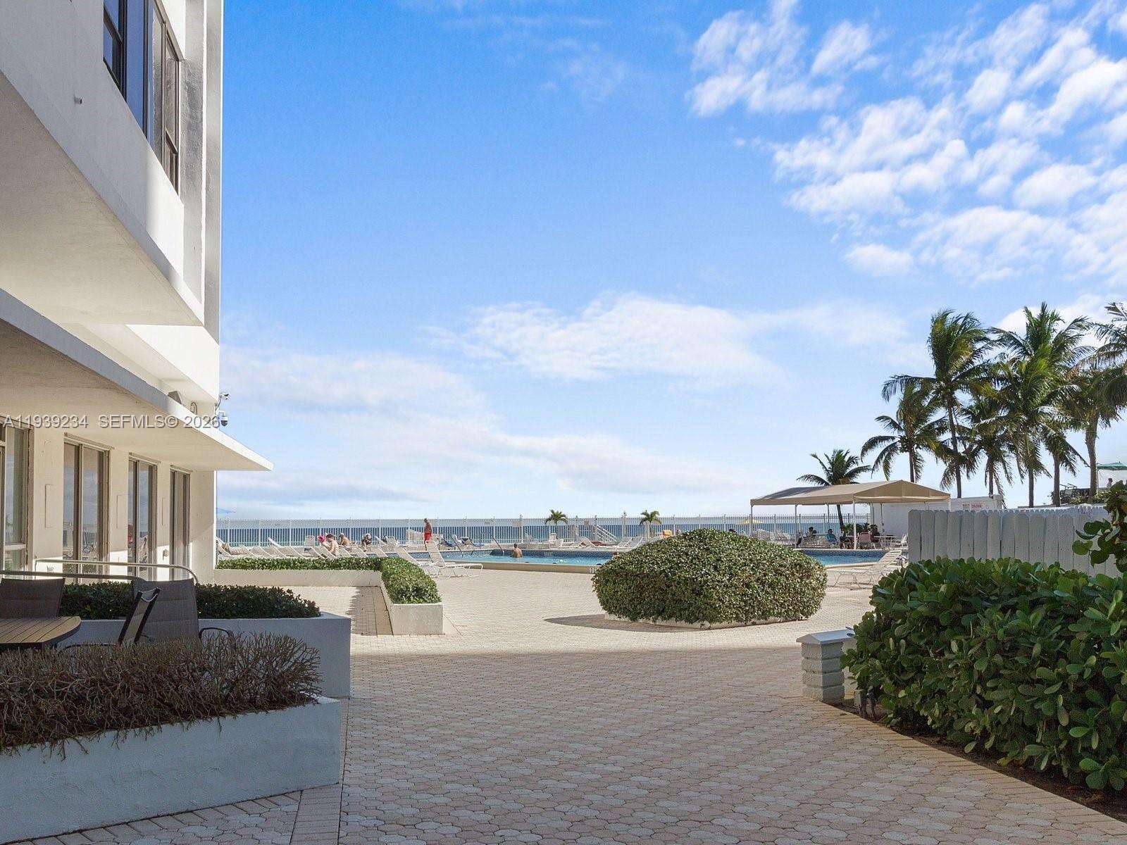 Alexander Towers at 3505 Ocean Dr, Hollywood, FL 33019 - For Rent photo 28