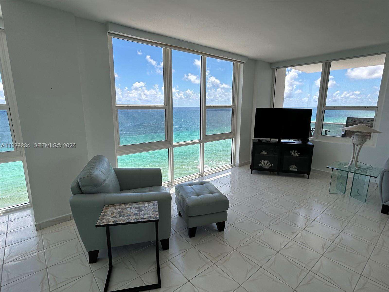 Alexander Towers at 3505 Ocean Dr, Hollywood, FL 33019 - For Rent photo 4