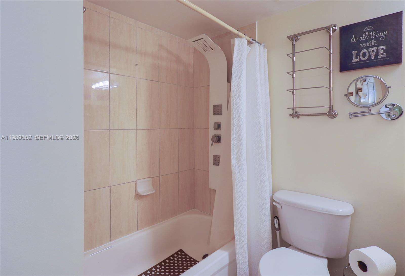 Opera Tower at 1750 Bayshore Dr, Miami, FL 33132 - For Rent photo 12