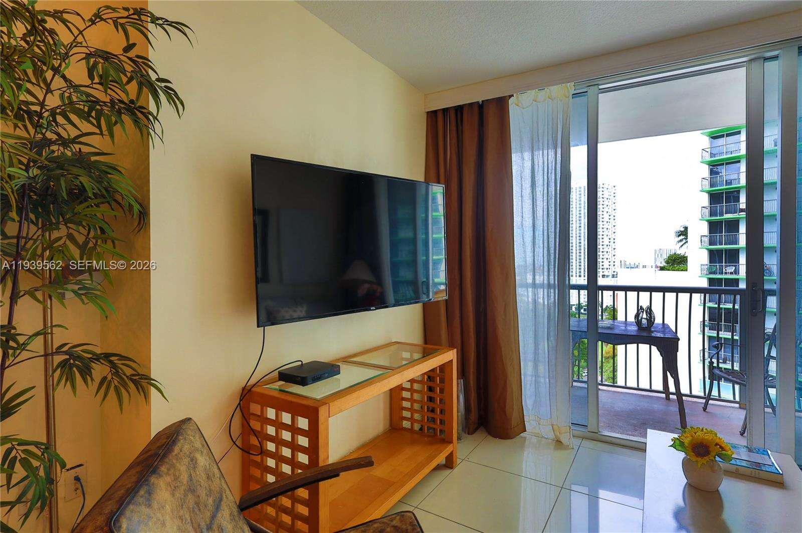 Opera Tower at 1750 Bayshore Dr, Miami, FL 33132 - For Rent photo 27