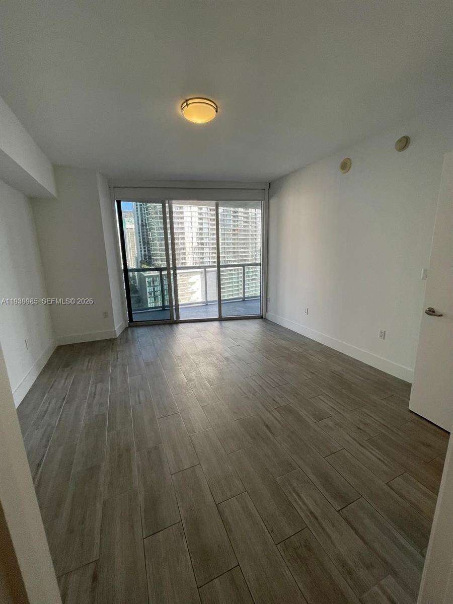 Icon Brickell 1 at 475 Brickell Ave, Miami, FL 33131 - For Rent photo 6
