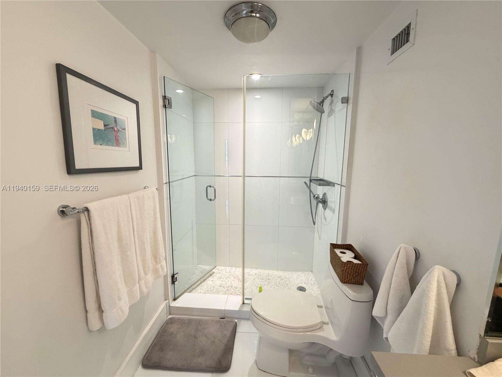 Decoplage at 100 Lincoln Rd, Miami Beach, FL 33139 - For Rent photo 16
