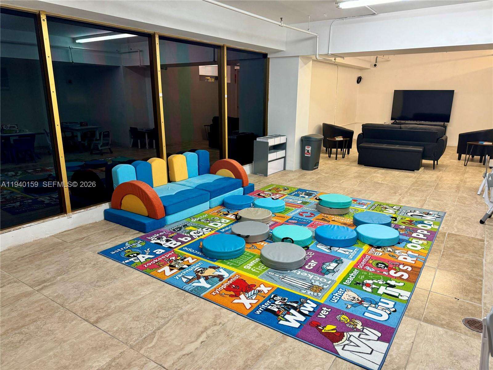 Decoplage at 100 Lincoln Rd, Miami Beach, FL 33139 - For Rent photo 24