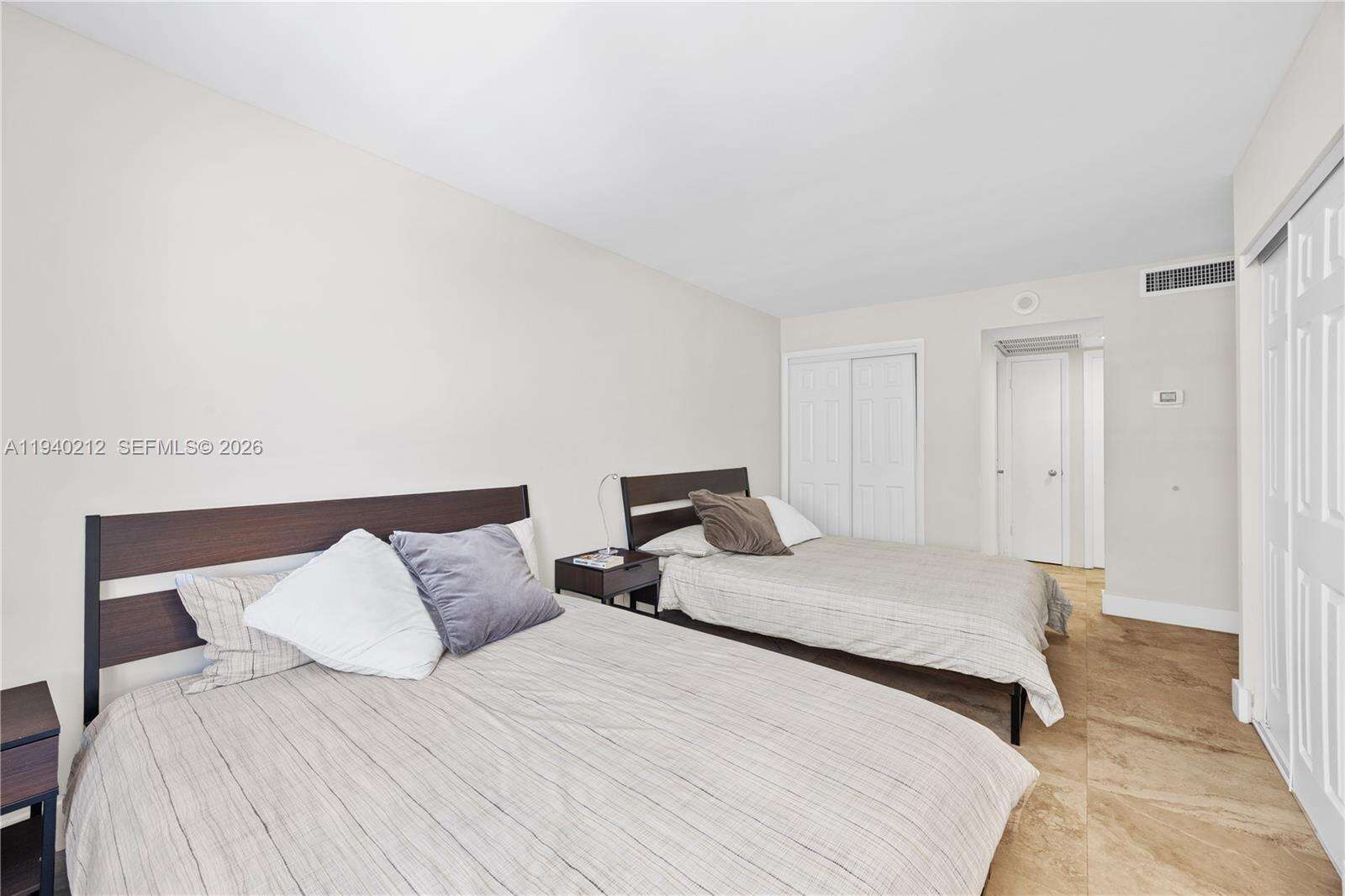 Oceanside Plaza at 5555 Collins Ave, Miami Beach, FL 33140 - For Rent photo 8
