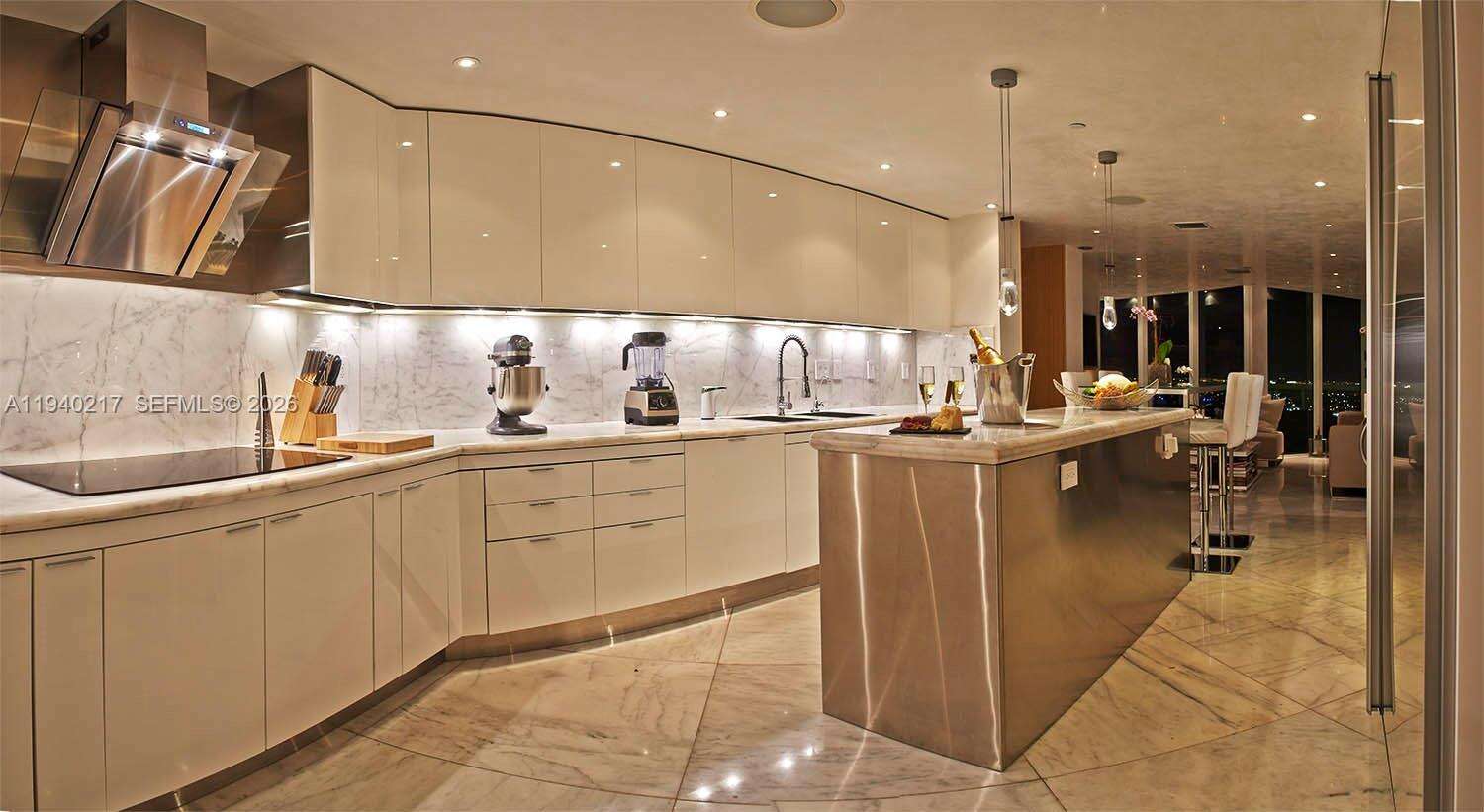 Santa Maria at 1643 Brickell Ave, Miami, FL 33129 - For Rent photo 13