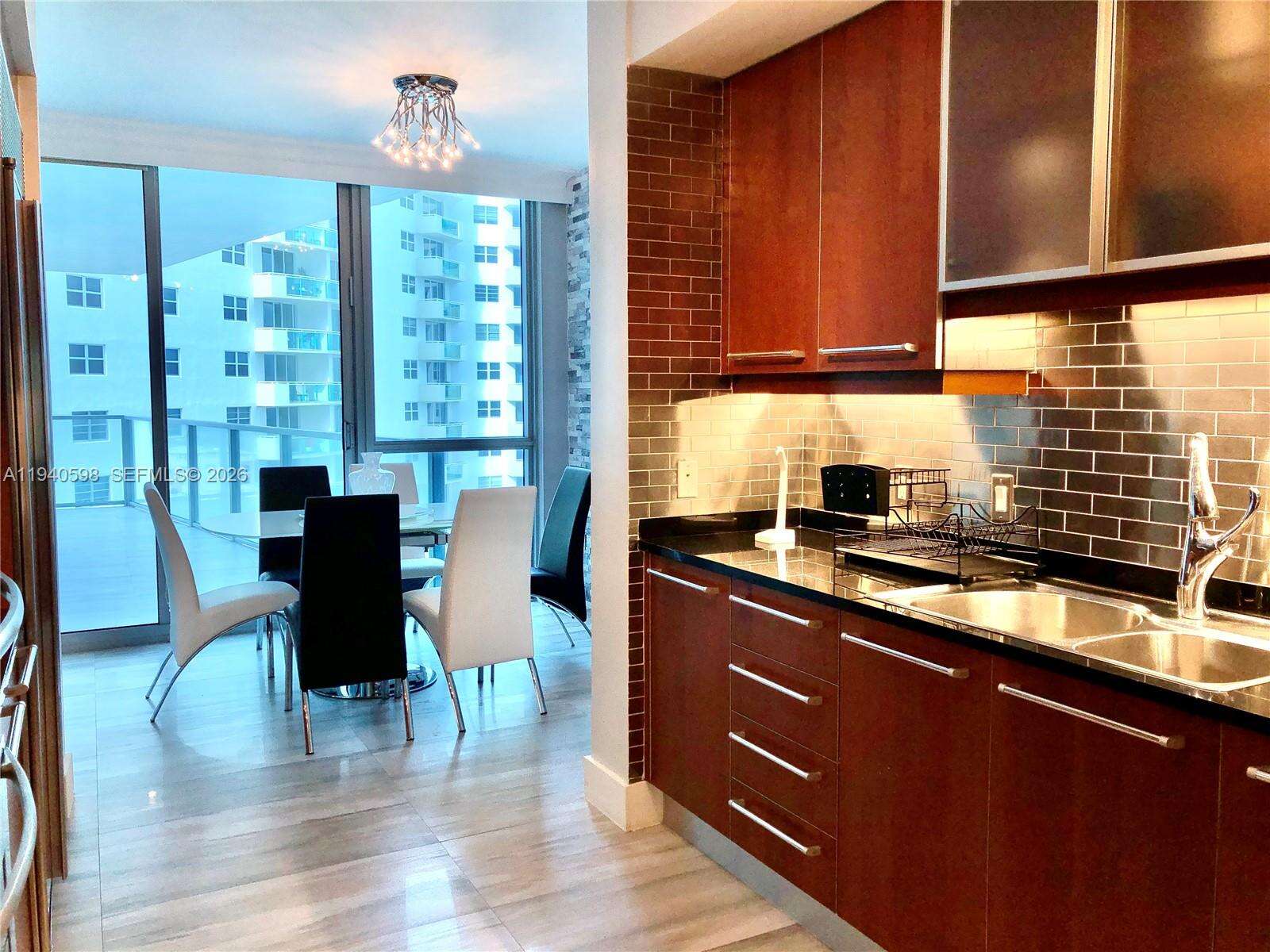 Ocean Palms at 3101 Ocean Dr, Hollywood, FL 33019 - For Rent photo 13