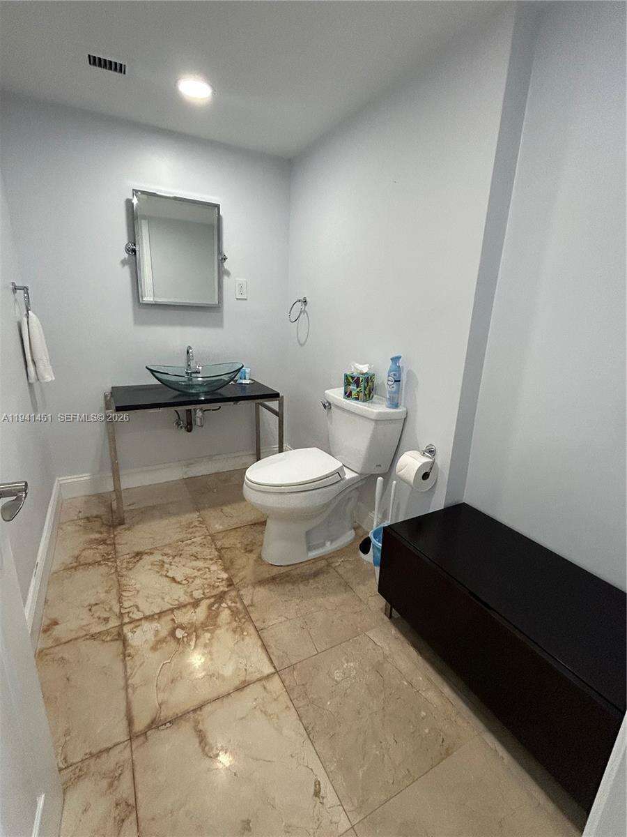 Sian Ocean Residences at 4001 Ocean Dr, Hollywood, FL 33019 - For Rent photo 12