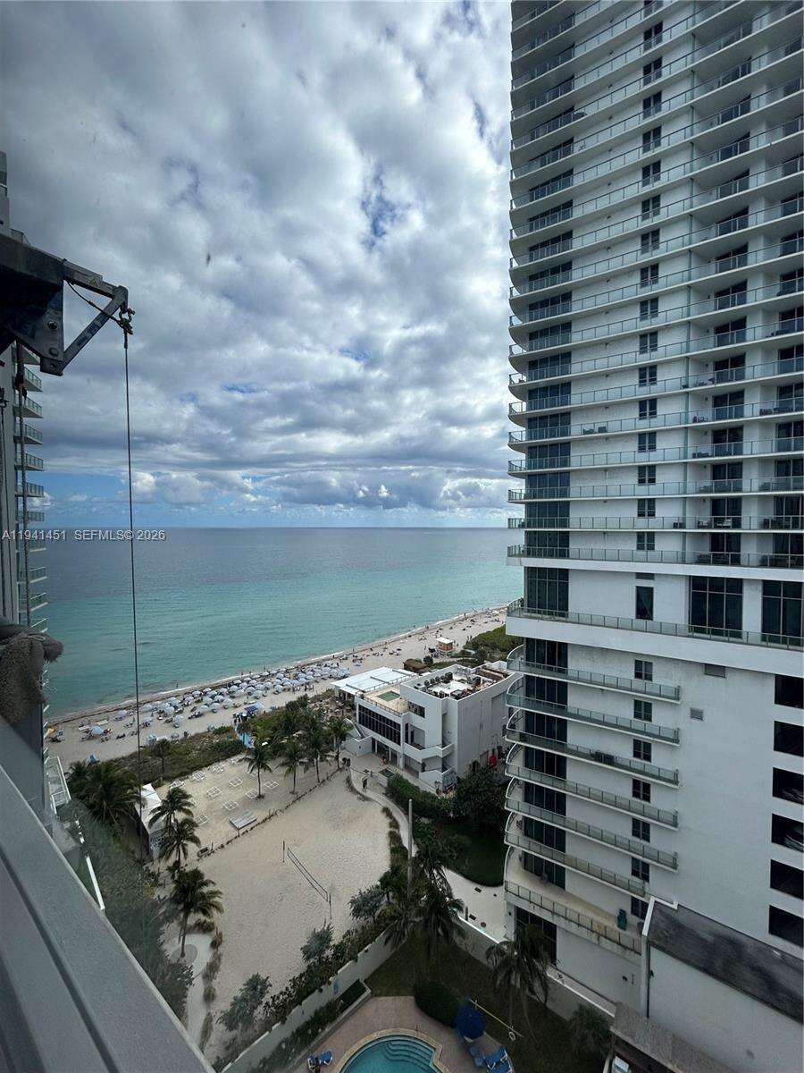 Sian Ocean Residences at 4001 Ocean Dr, Hollywood, FL 33019 - For Rent photo 20