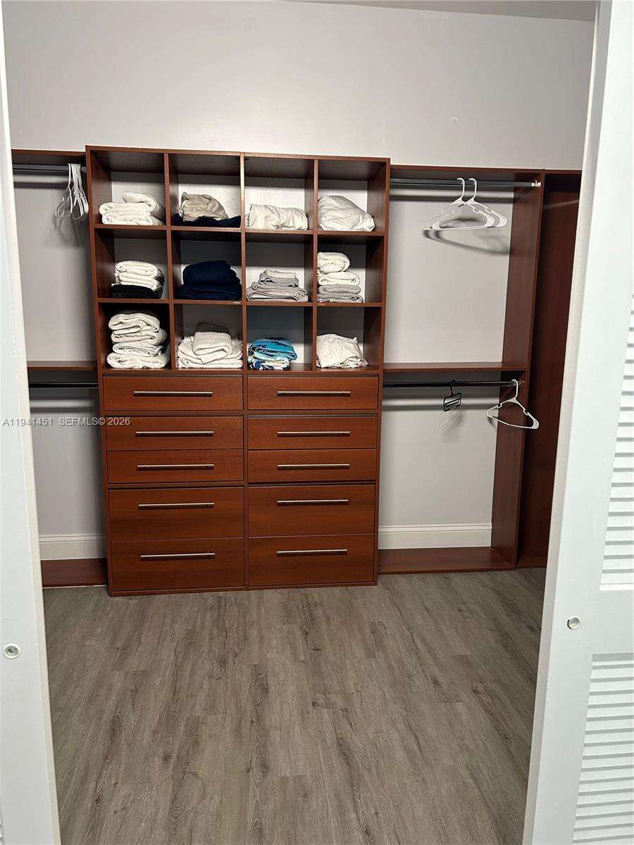 Sian Ocean Residences at 4001 Ocean Dr, Hollywood, FL 33019 - For Rent photo 28