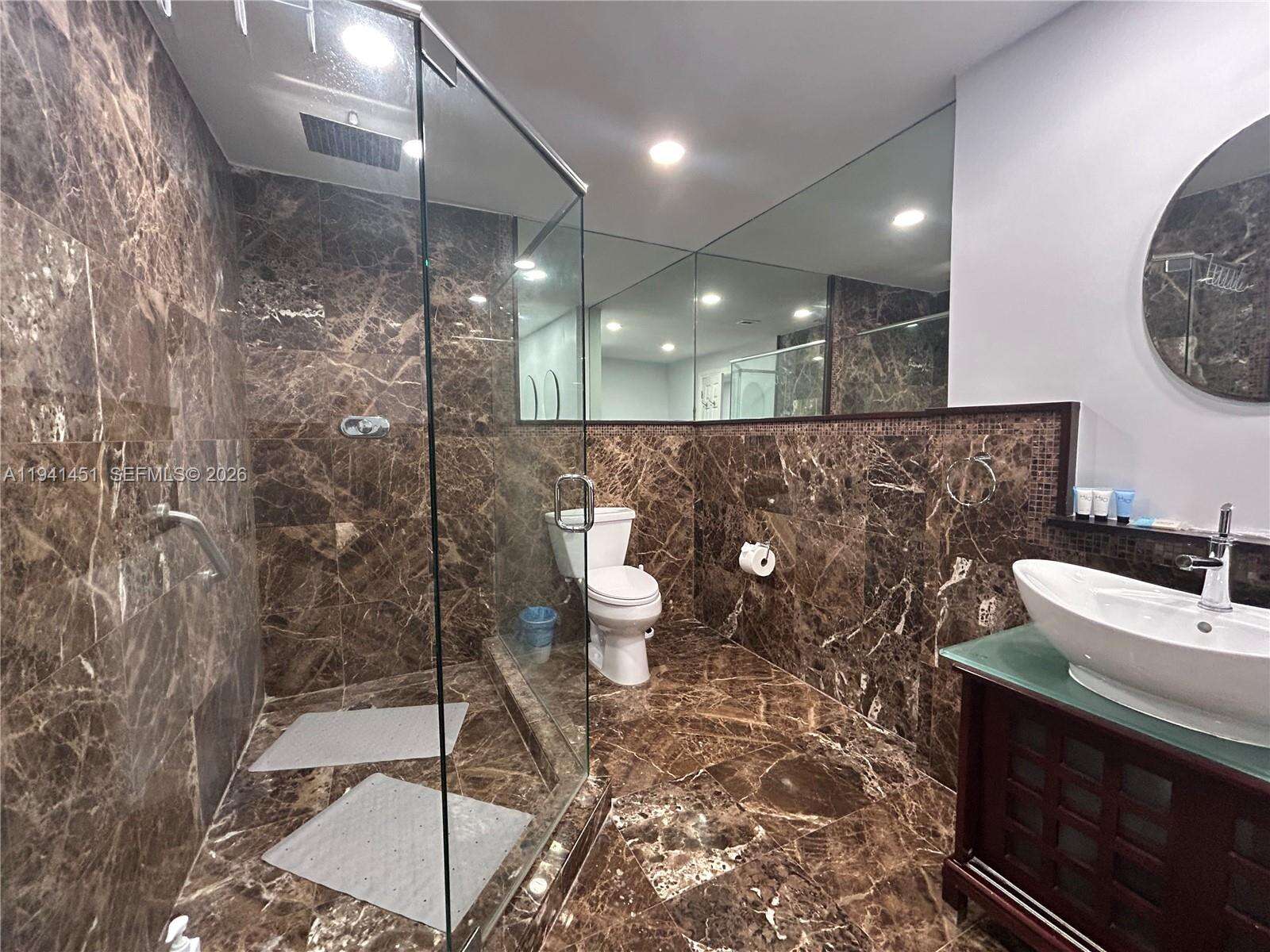 Sian Ocean Residences at 4001 Ocean Dr, Hollywood, FL 33019 - For Rent photo 35