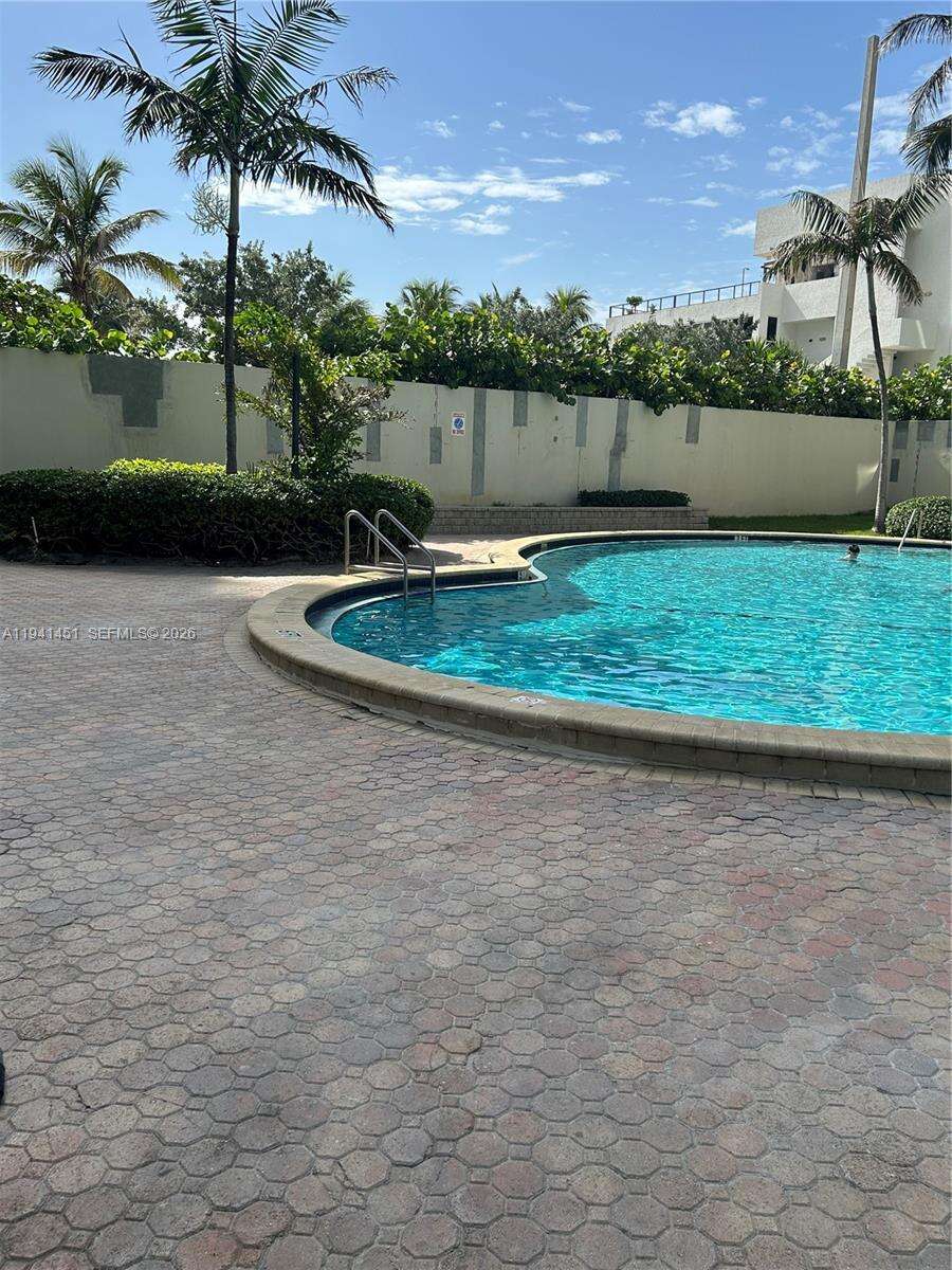Sian Ocean Residences at 4001 Ocean Dr, Hollywood, FL 33019 - For Rent photo 36