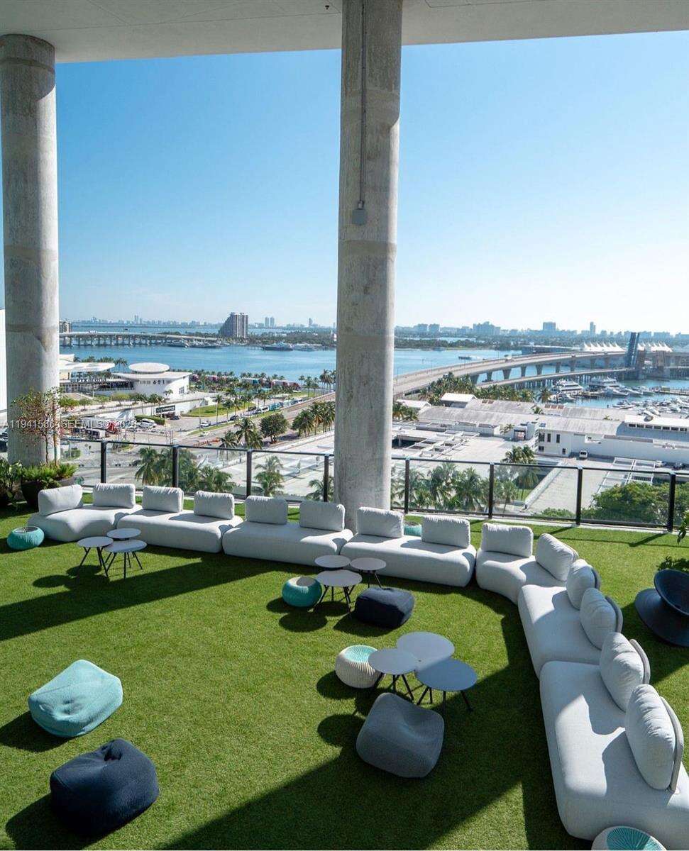 The Elser at 398 5 St, Miami, FL 33132 - For Rent photo 5