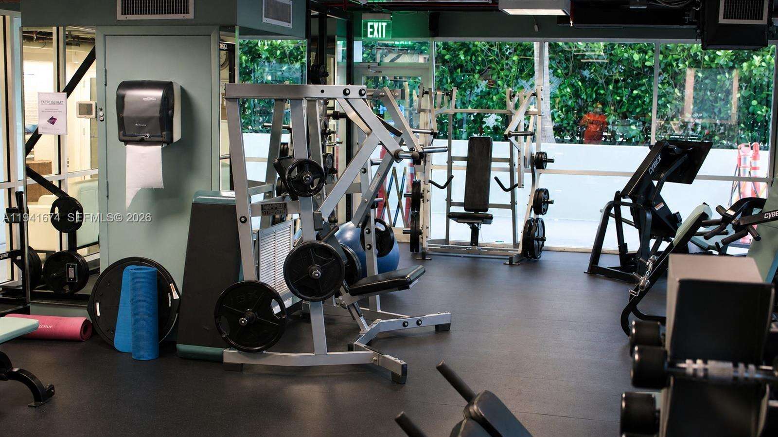 The Floridian at 650 W Ave, Miami Beach, FL 33139 - For Rent photo 19