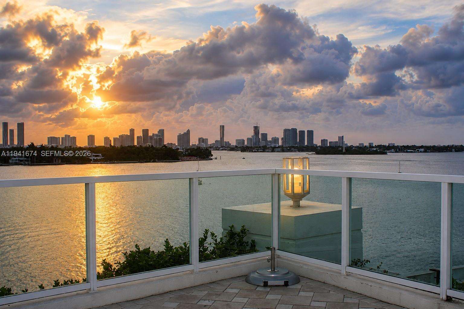 The Floridian at 650 W Ave, Miami Beach, FL 33139 - For Rent photo 28