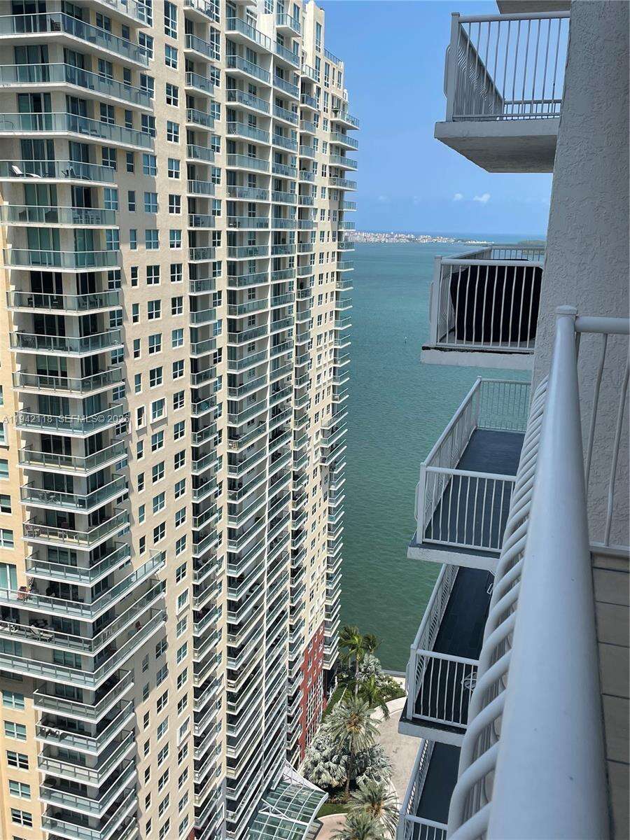 The Club At Brickell Bay at 1200 Brickell Bay Dr, Miami, FL 33131 - For Rent photo 1