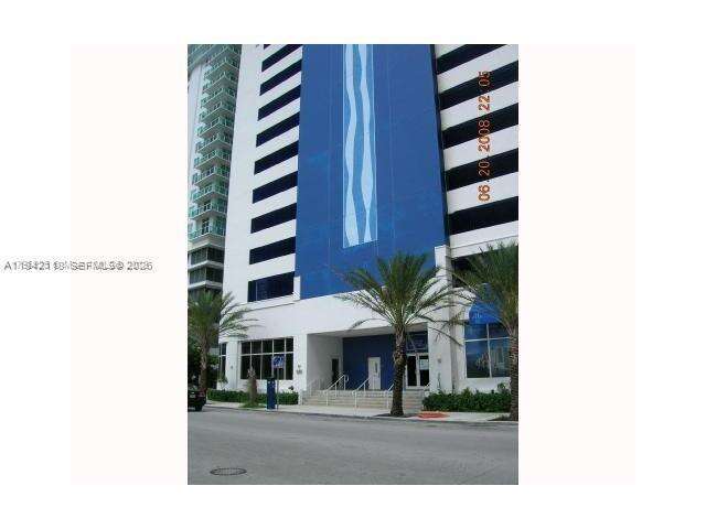 The Club At Brickell Bay at 1200 Brickell Bay Dr, Miami, FL 33131 - For Rent photo 21
