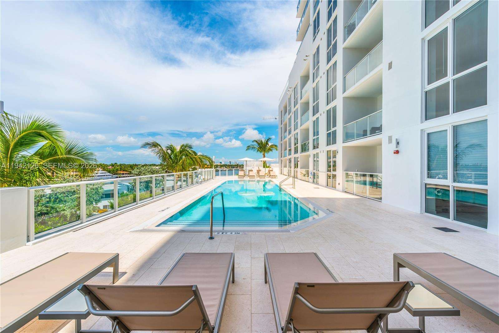 Tiffany House at 401 Birch Rd, Fort Lauderdale, FL 33304 - For Rent photo 40