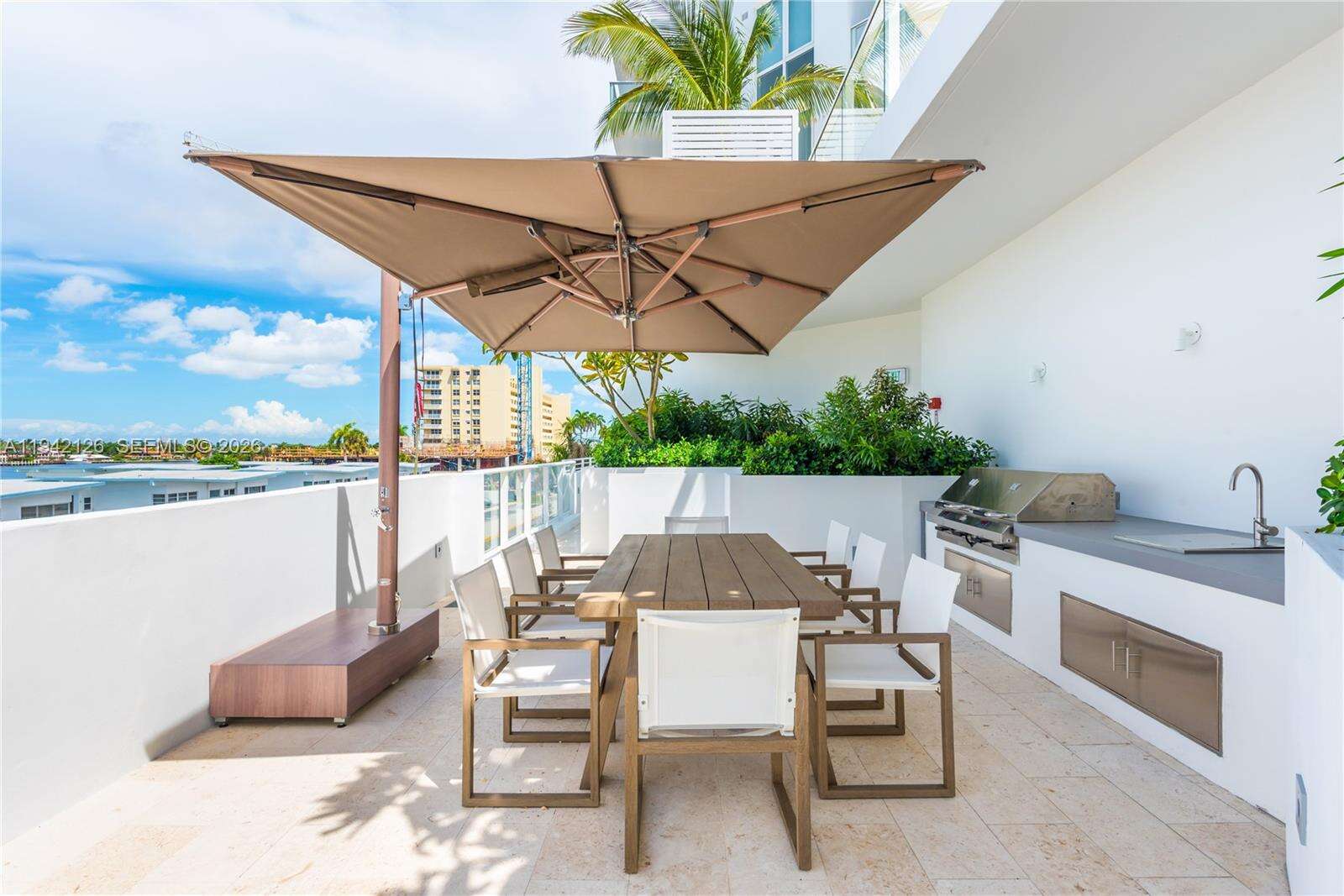 Tiffany House at 401 Birch Rd, Fort Lauderdale, FL 33304 - For Rent photo 42
