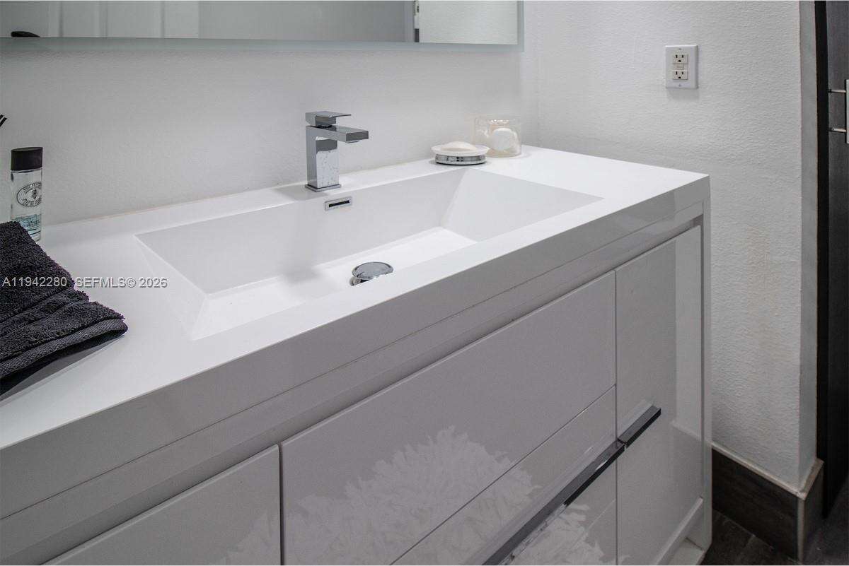 Village By The Bay at 3165 184th St, Aventura, FL 33160 - For Rent photo 31