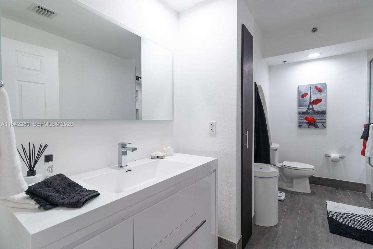Village By The Bay at 3165 184th St, Aventura, FL 33160 - For Rent photo 32