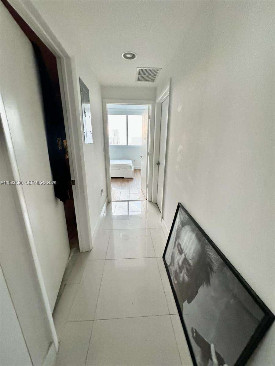 Vizcayne South at 253 2 St, Miami, FL 33132 - For Rent photo 8