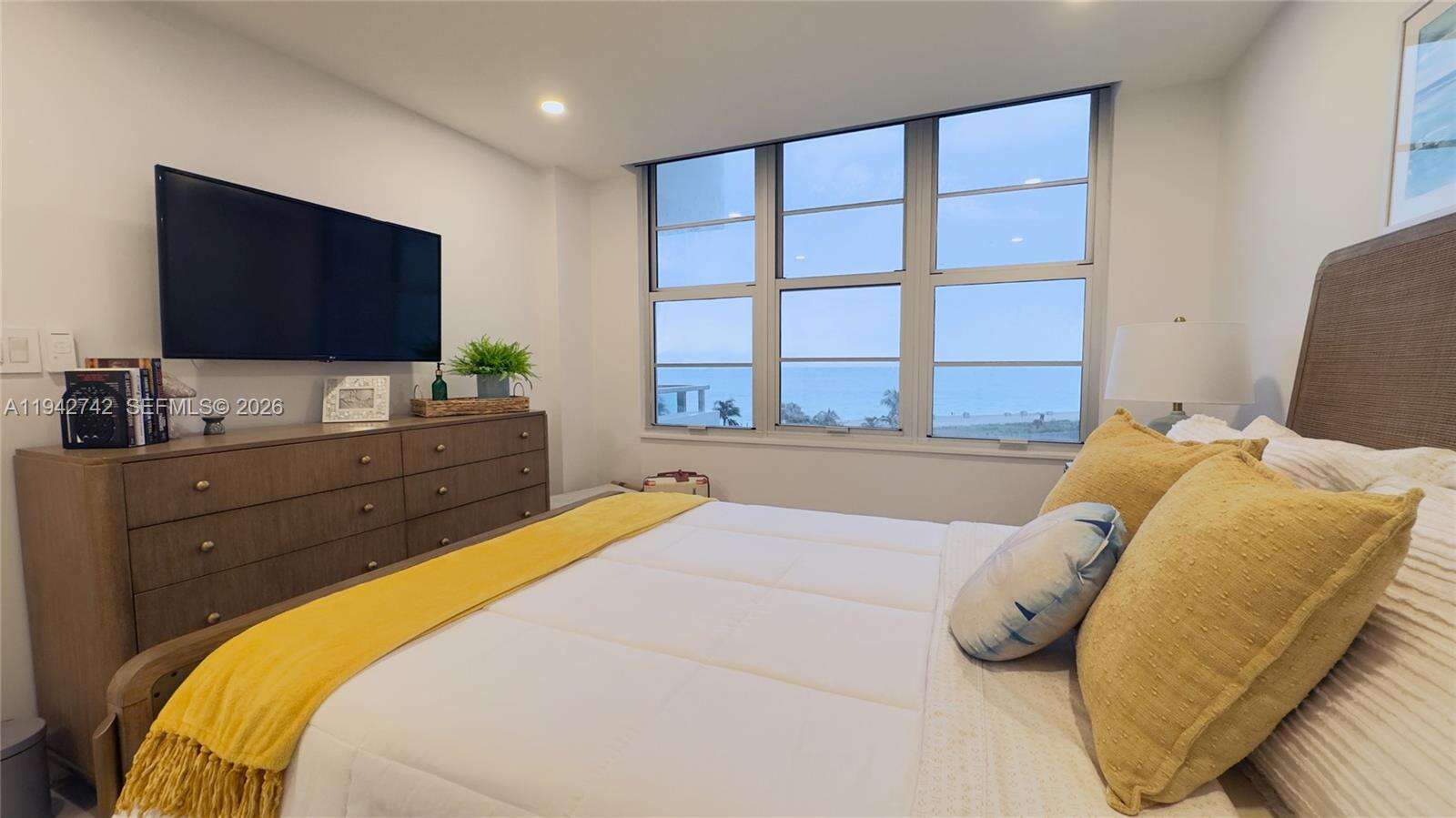 Seacoast 5151 at 5161 Collins Ave, Miami Beach, FL 33140 - For Rent photo 22