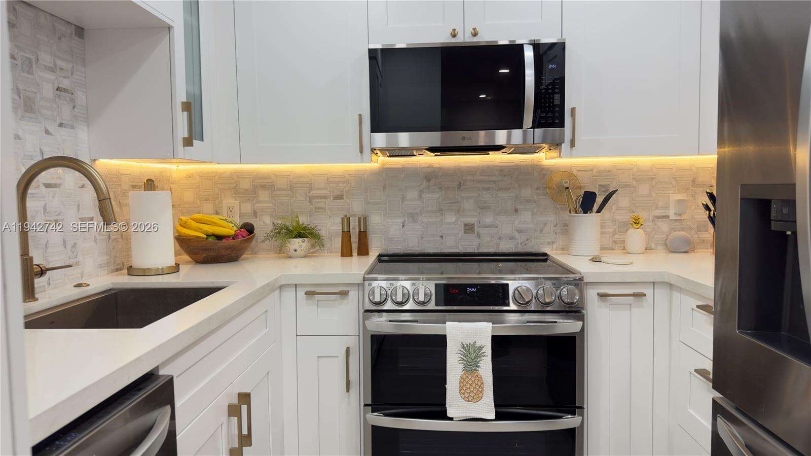 Seacoast 5151 at 5161 Collins Ave, Miami Beach, FL 33140 - For Rent photo 8