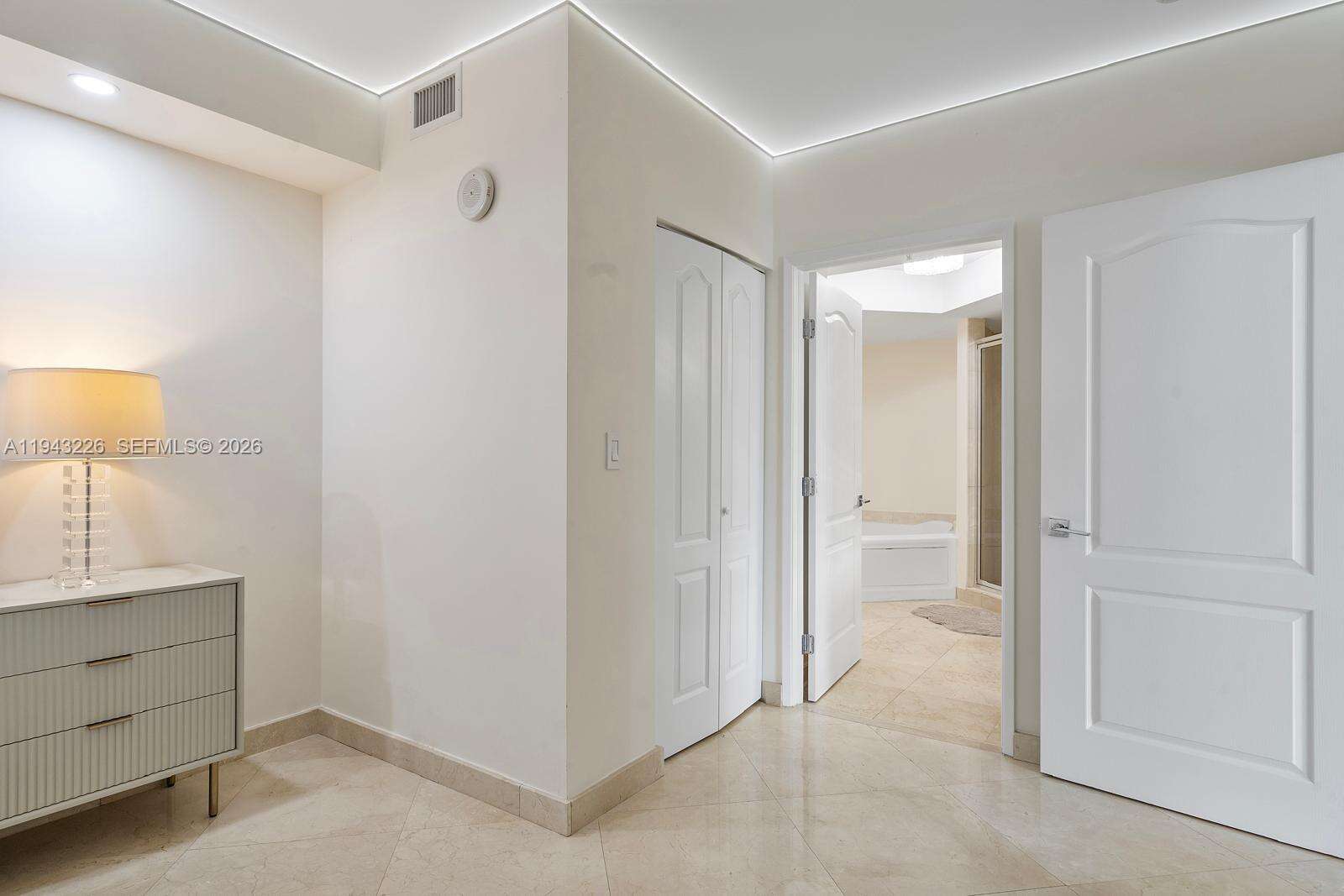 King David at 17555 Atlantic Blvd, Sunny Isles Beach, FL 33160 - For Rent photo 12