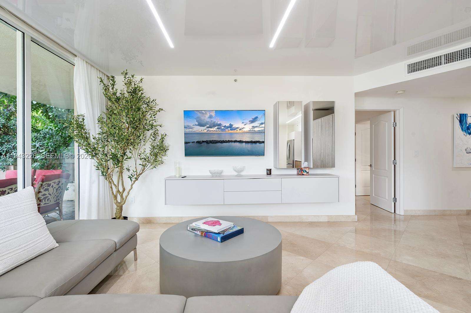 King David at 17555 Atlantic Blvd, Sunny Isles Beach, FL 33160 - For Rent photo 3