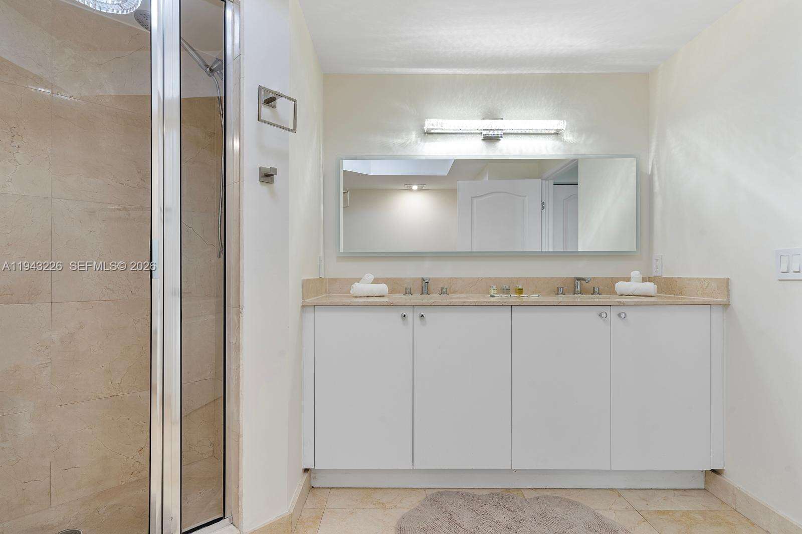 King David at 17555 Atlantic Blvd, Sunny Isles Beach, FL 33160 - For Rent photo 46