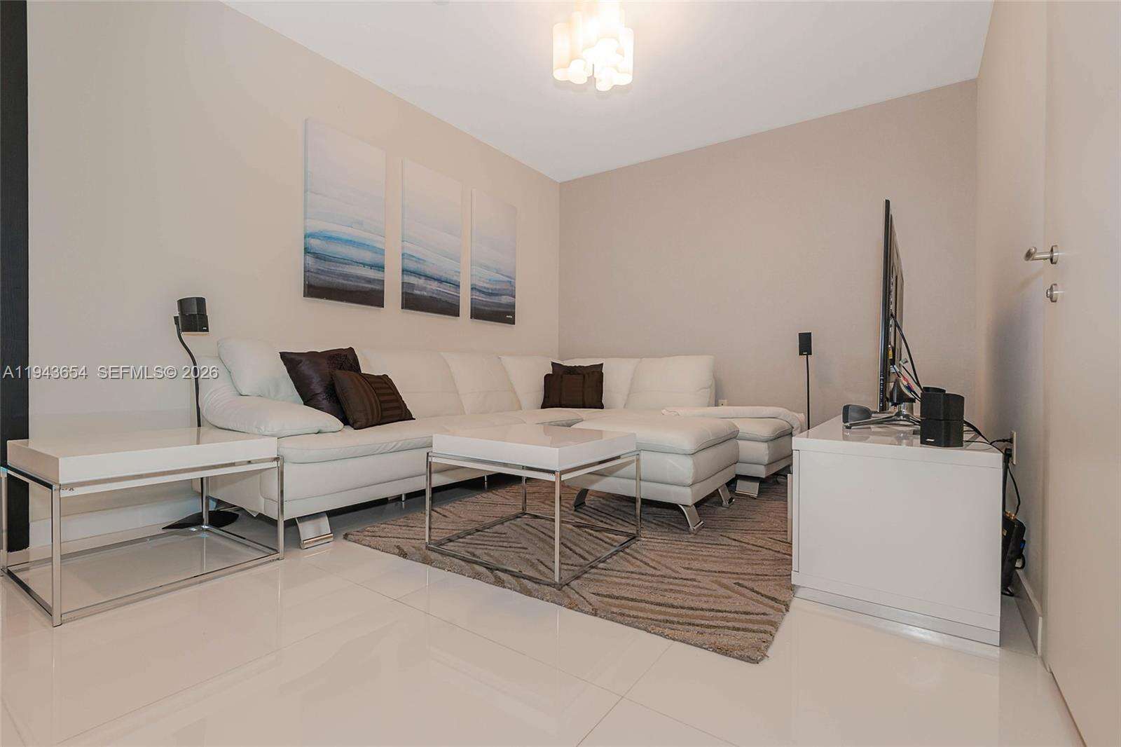 Epic Residences at 200 Biscayne Blvd Way, Miami, FL 33131 - For Rent photo 12