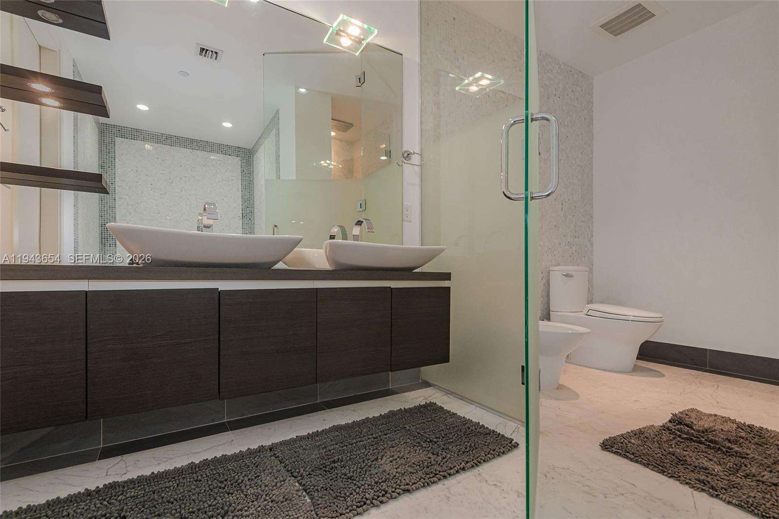 Epic Residences at 200 Biscayne Blvd Way, Miami, FL 33131 - For Rent photo 20