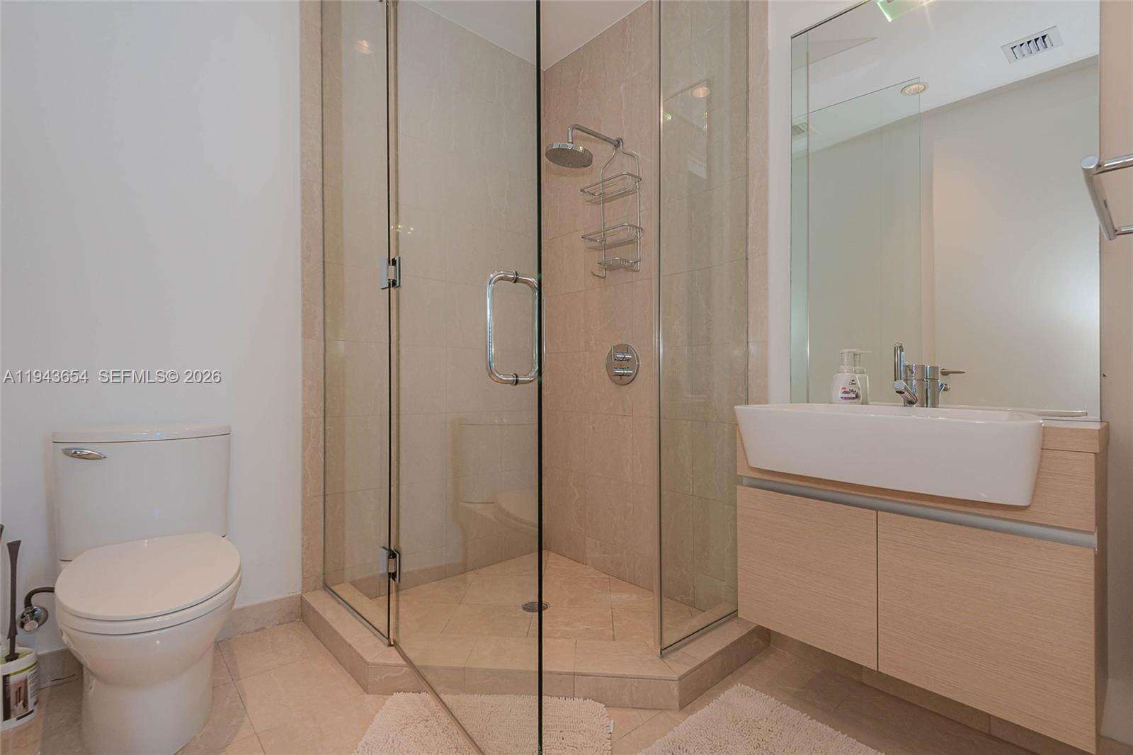 Epic Residences at 200 Biscayne Blvd Way, Miami, FL 33131 - For Rent photo 25