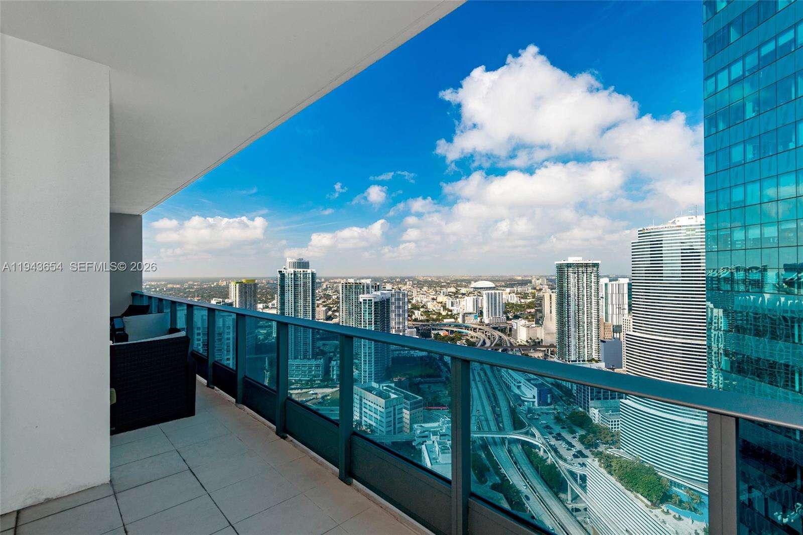 Epic Residences at 200 Biscayne Blvd Way, Miami, FL 33131 - For Rent photo 26