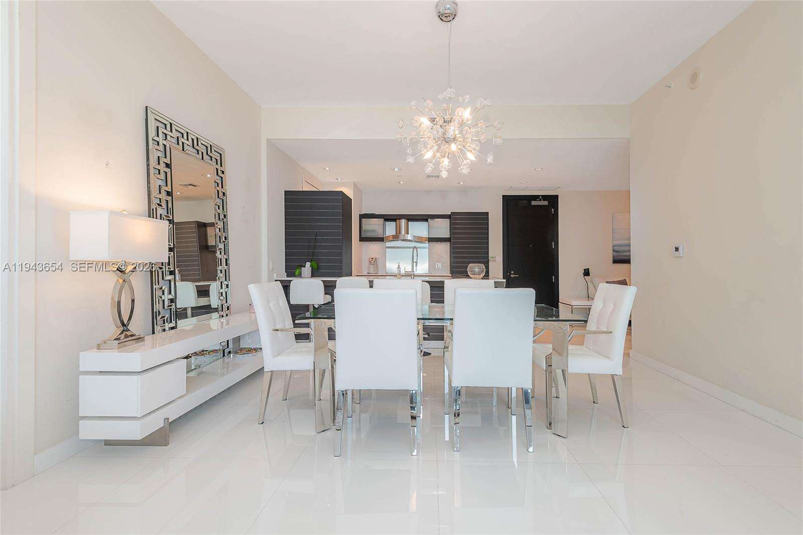 Epic Residences at 200 Biscayne Blvd Way, Miami, FL 33131 - For Rent photo 8